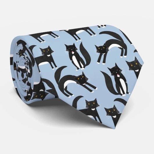 Schwarz-Weiß Tuxedo Katzen Blau Krawatte (Gerollt)