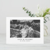 Schwarz-Weiß-Typografie Dankeskarte (Stehend Vorderseite)