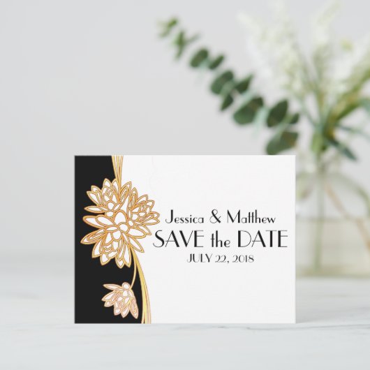 Schwarz, Weiß und Gold Save the Date Art Deco Ankündigungspostkarte (Stehend Vorderseite)