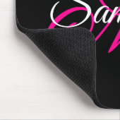 Schwarz Weiß und Hot Pink Fancy Schrift Monogramm Mousepad (Ecke)