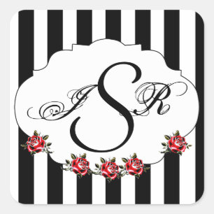 Schwarz-Weiß- und rote Rosen-Hochzeitsmonogramm Quadratischer Aufkleber