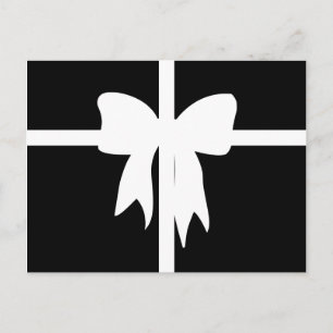 Schwarz-Weiß verpacktes Geschenk Postkarte