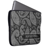 Schwarz-Weiß-Verziertes Blumenmuster 2 Laptopschutzhülle (Vorne Rechts)