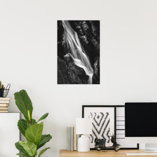 Schwarz-Weiß-Wasserfall in der Hell-Schlucht, Slow Poster