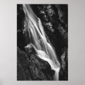 Schwarz-Weiß-Wasserfall in der Hell-Schlucht, Slow Poster (Vorne)