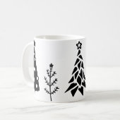 Schwarz-Weiß-Weihnachtsbaumen Kaffeezubereitung Ta Kaffeetasse (Vorderseite Links)