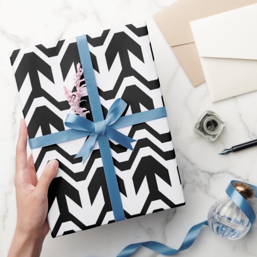 Schwarz-Weiß-Wellenmuster Geschenkpapier (Schenken)