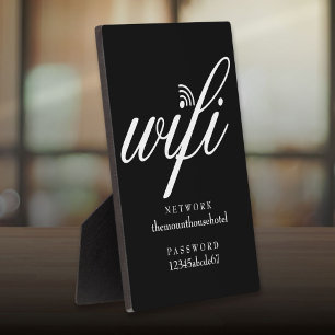 Schwarz-Weiß-Wifi-Netzwerk und Passwort-Schild Fotoplatte