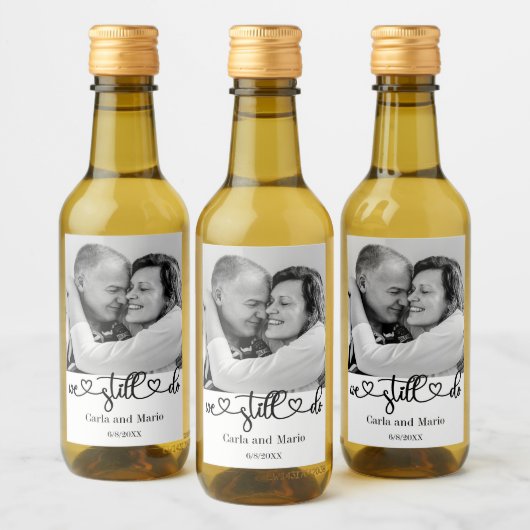 Schwarz & Weiß wir verlängern uns noch immer. Weinetikett (Flaschen)