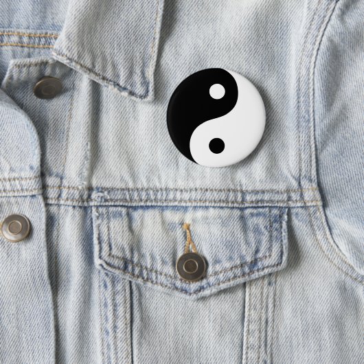 Schwarz-Weiß-Yin-Yang-Taoist-Symbol Button (Beispiel)