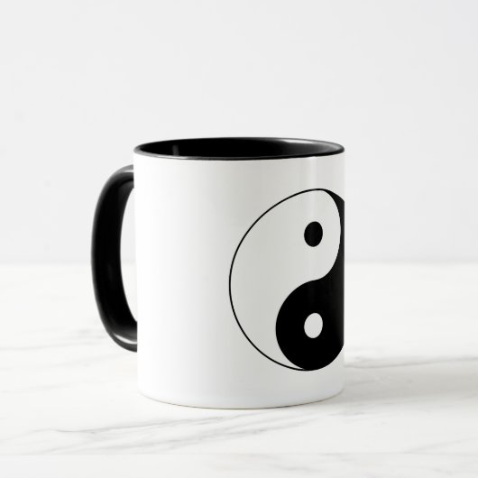 Schwarz-Weiß-Yin-Yang Tasse (Vorderseite Links)
