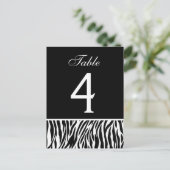 Schwarz-Weiß-Zebra-Hochzeitskarte für die Tischnum Postkarte (Stehend Vorderseite)