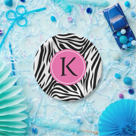 Schwarz-Weiß-Zebra-Monogramm-Druck mit Hot-Rosa Pappteller (Party)