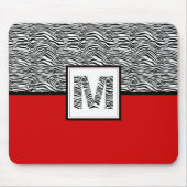 Schwarz-Weiß-Zebra-Print-Monogramm | Rot Mousepad (Vorne)