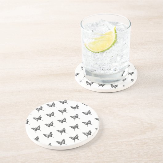 Schwarz-Weiß-Zebra-Schmetterlingsfarbe Zeichnend M Getränkeuntersetzer (Seite)