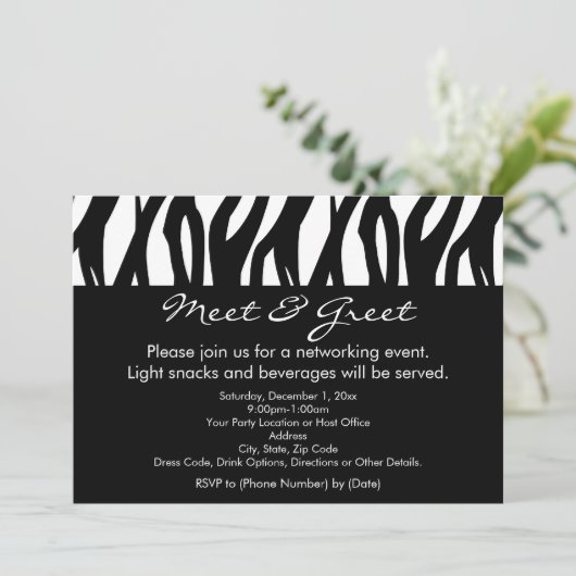 Schwarz/Weiß Zebra trifft sich und lädt ein Einladung (Stehend Vorderseite)