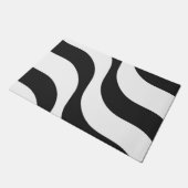 Schwarz + Weiß Zebrastreifen Muster modern Fußmatte (Schrägansicht)