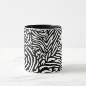 Schwarz-Weiß-Zebrastreifen Tasse (Zentrum)