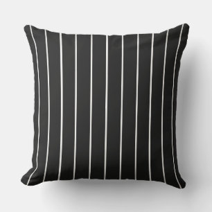 Schwarz-Weiß zeitgenössische monochrome Pinstreife Kissen