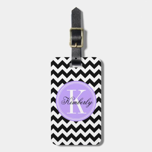 Schwarz-Weiß-Zickzack mit Lilac Monogramm Gepäckanhänger (Vorderseite vertikal)
