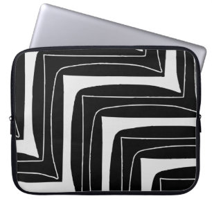 Schwarz-Weiß-Zig-Zag-Afrikanisch drucken Laptopschutzhülle