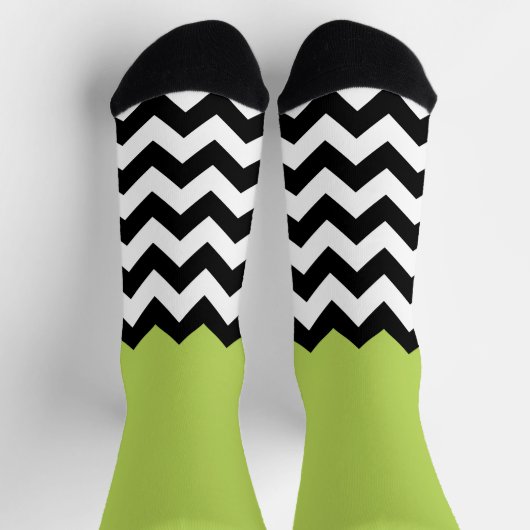 Schwarz-Weiß-Zigzag-Muster, Zickzack, grün Socken (Oben)