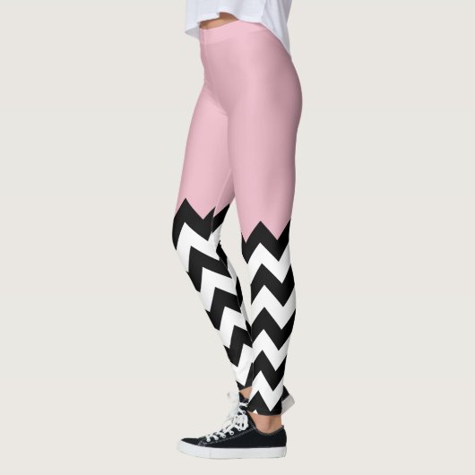 Schwarz-Weiß-Zigzag-Muster, Zickzack, rosa Leggings (Links)