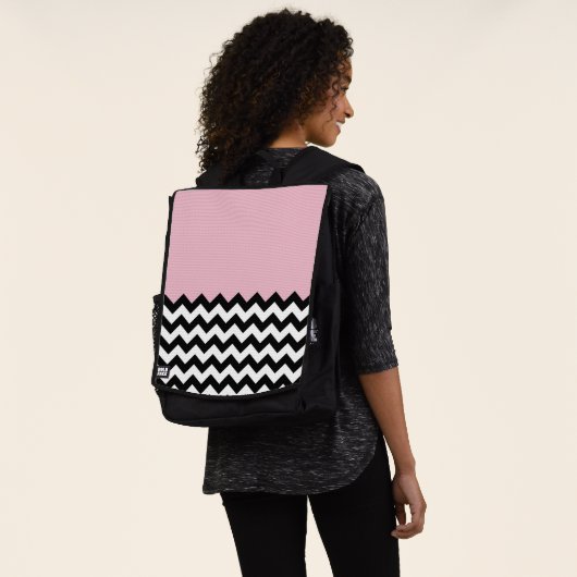 Schwarz-Weiß-Zigzag-Muster, Zickzack, rosa Rucksack (Ausgewaschen)
