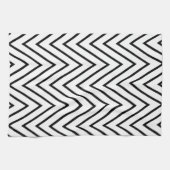 Schwarz-Weiß-ZigZag {pflücke deine Farbe} Handtuch (Horizontal)