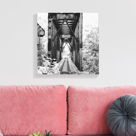 Schwarz-Weiß-Zugschiff auf der Leinwand (Insitu (Wohnzimmer))