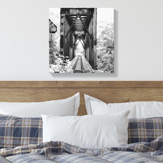 Schwarz-Weiß-Zugschiff auf der Leinwand (Insitu (Schlafzimmer))