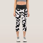 Schwarz-weiße Abstrakte Kuhausdruck Capri Leggings (Vorderseite)