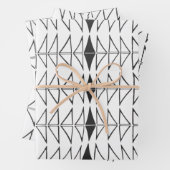 Schwarz-weiße Abstrakte Linien Formen Quirky Muste Geschenkpapier Set (Beispiel)