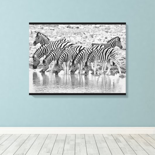 Schwarz-weiße Afrikanische Zebra-Gruppe Wrapped Ca Leinwanddruck (Insitu (Holzboden))