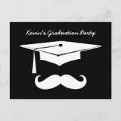 Schwarz-weiße Ankündigung der Mustache Graduation  (Vorderseite)