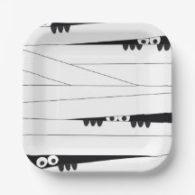 Schwarz-weiße Augen pinkeln Mummy Halloween