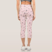 Schwarz-weiße Blume in Rosa Capri Leggings (Rückseite)