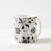 Schwarz-weiße Blumen  Kaffeetasse (VorderseiteRechts)