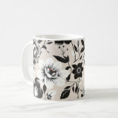 Schwarz-weiße Blumen  Kaffeetasse (Vorderseite Links)