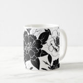 Schwarz-weiße Blumen Kaffeetasse (VorderseiteRechts)