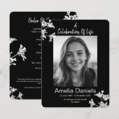 Schwarz-weiße Blumenfeier Lebensfotokarte Einladung (Vorne/Hinten)