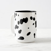 Schwarz-weiße Dalmatinerflecken Hundehaar Zweifarbige Tasse (Vorderseite Links)