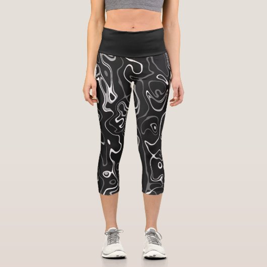 Schwarz-weiße Damaskus abstrakte Wirbel coole Must Capri Leggings (Vorderseite)