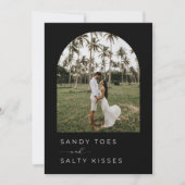 Schwarz-weiße einfache Hochzeit am Strand Save the Date (Vorderseite)