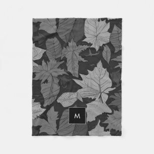 Schwarz-weiße Farbmuster für Blätter mit Monogramm Fleecedecke