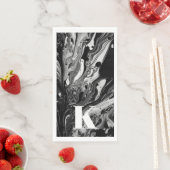 Schwarz-weiße Farbtöne für den Anfangsbuchstaben Serviette (Beispiel)