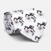 Schwarz-weiße florale botanische Lily Lace Ribbon Krawatte (Gerollt)