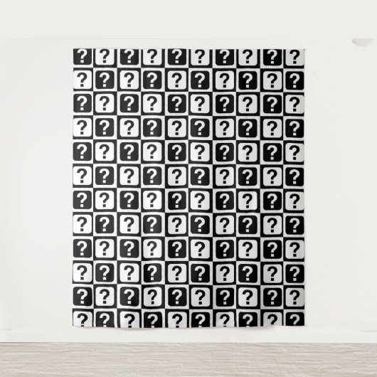 Schwarz-weiße Fragezeichen-Riddle-Block-Monogramm Wandteppich (Vorderseite)