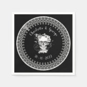 Schwarz-weiße gotische Blumenkronenhochzeit Serviette (Vorderseite)