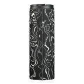 Schwarz-weiße graue Damaskus abstrakte Wirbel Mono Thermosbecher (Rückseite)